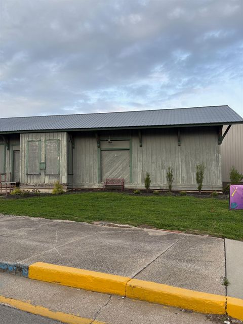 Tiny photo for 103 W Rochester Street, Akron, IN 46910 (MLS # 202615356)