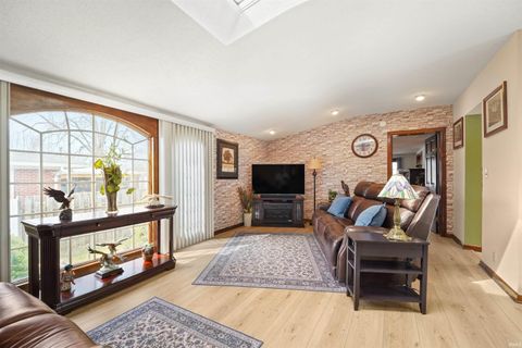 Tiny photo for 720 E Christian Street, Princeton, IN 47670 (MLS # 202612611)