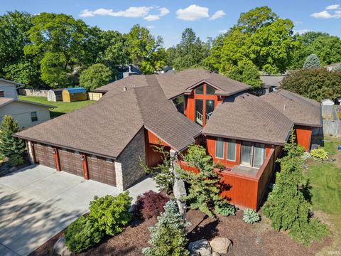 Photo of 2316 Bennett Road, Lafayette, IN 47909 (MLS # 202618477)