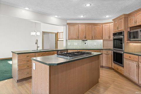 Tiny photo for 2316 Bennett Road, Lafayette, IN 47909 (MLS # 202618477)