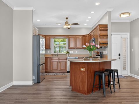 Tiny photo for 8732 E Smith Drive #E3, Syracuse, IN 46567 (MLS # 202618714)