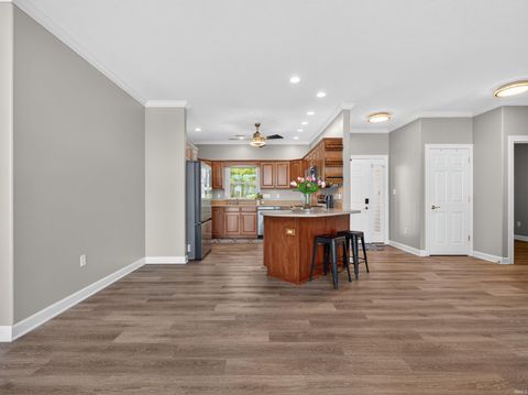 Tiny photo for 8732 E Smith Drive #E3, Syracuse, IN 46567 (MLS # 202618714)
