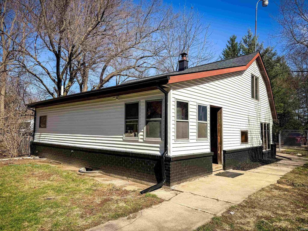 Photo of 55759 Apple Road, Osceola, IN 46561 (MLS # 202607524)