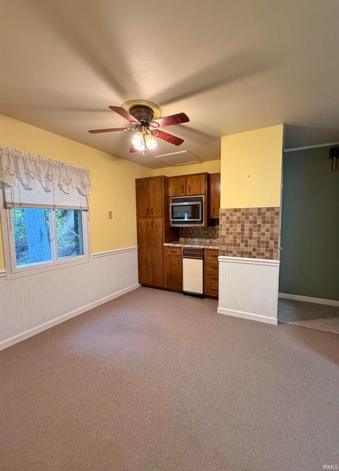 Tiny photo for 101 W Berkeley Avenue, Evansville, IN 47710 (MLS # 202643762)