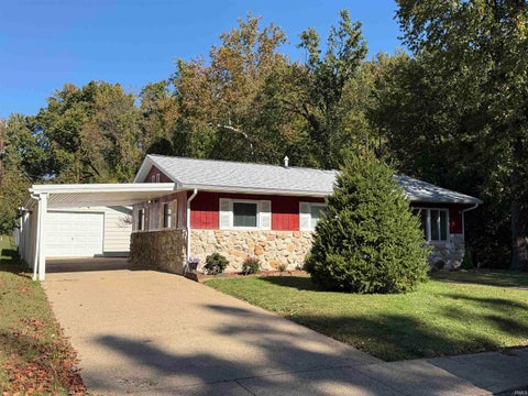 Photo of 101 W Berkeley Avenue, Evansville, IN 47710 (MLS # 202643762)