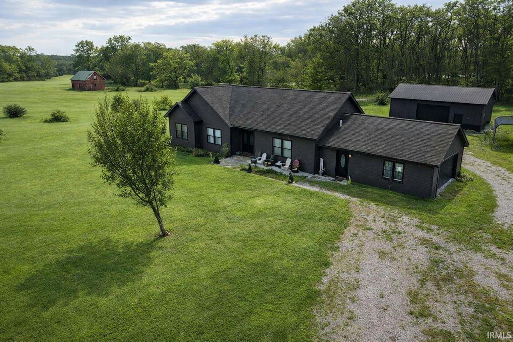 Photo of 2325 N Huntington Road, Marion, IN 46952 (MLS # 202603767)