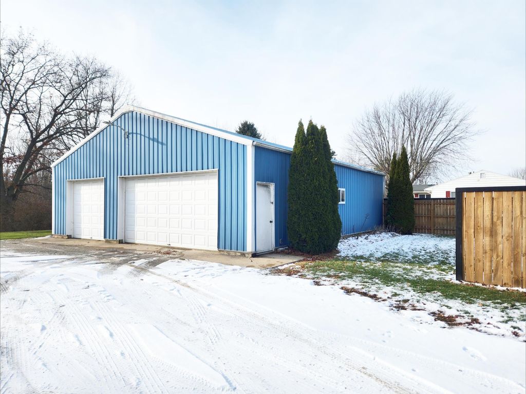 Photo of 2952 S US Hwy 35 Highway, Logansport, IN 46947 (MLS # 202601212)