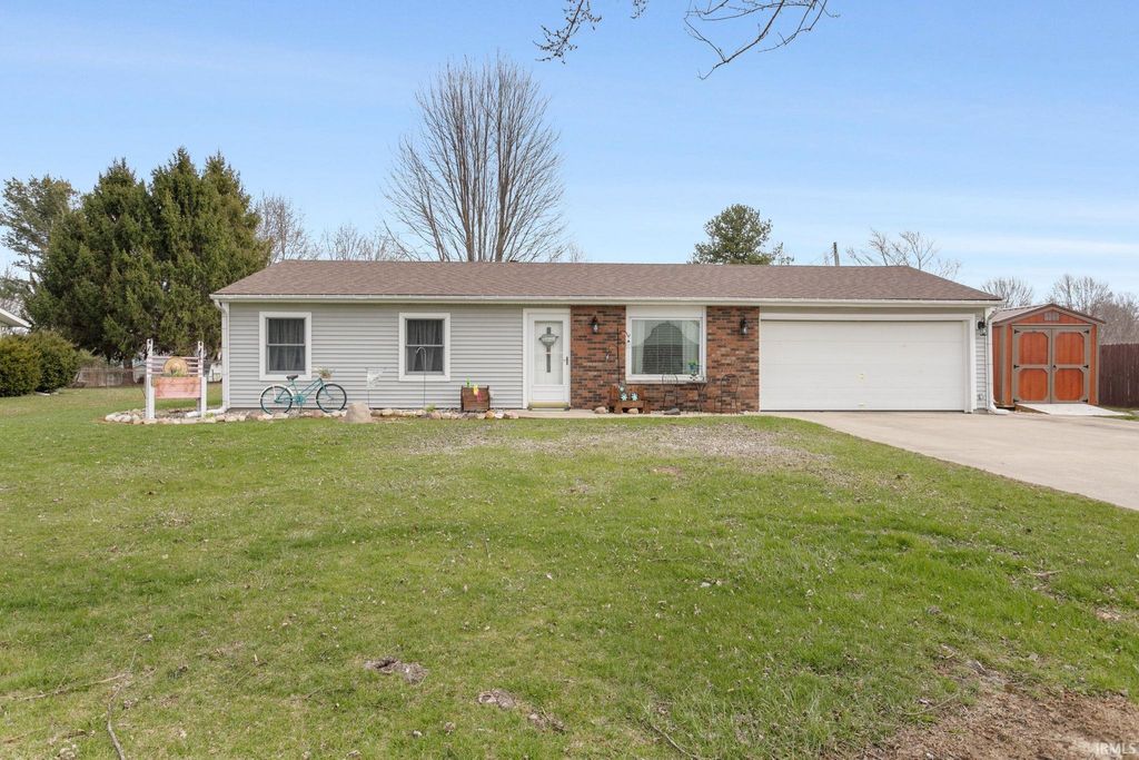 Photo of 70862 Tecumseh Drive, Nappanee, IN 46550 (MLS # 202610188)