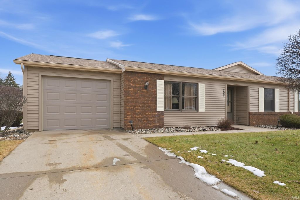 Photo of 1554 E Kammerer Road, Kendallville, IN 46755 (MLS # 202604916)