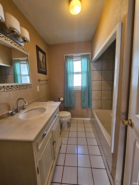 Tiny photo for 1348 S Waugh Street, Kokomo, IN 46902 (MLS # 202543466)