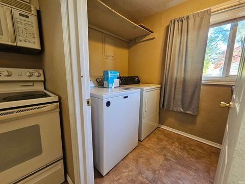 Tiny photo for 1348 S Waugh Street, Kokomo, IN 46902 (MLS # 202543466)