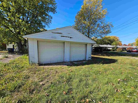 Tiny photo for 1348 S Waugh Street, Kokomo, IN 46902 (MLS # 202543466)