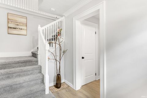 Tiny photo for 105 E Jennings Avenue, South Bend, IN 46614 (MLS # 202625526)