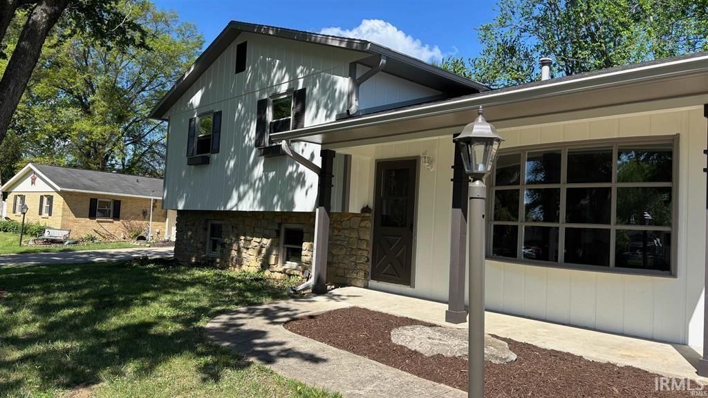 Photo of 720 S Westwood Drive, Bloomington, IN 47403 (MLS # 202618671)