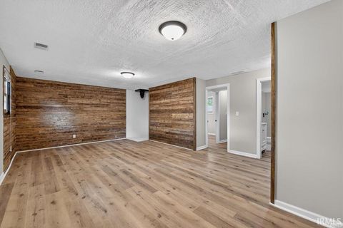 Tiny photo for 720 S Westwood Drive, Bloomington, IN 47403 (MLS # 202618671)