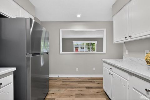 Tiny photo for 720 S Westwood Drive, Bloomington, IN 47403 (MLS # 202618671)