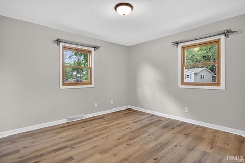 Tiny photo for 720 S Westwood Drive, Bloomington, IN 47403 (MLS # 202618671)