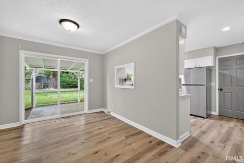 Tiny photo for 720 S Westwood Drive, Bloomington, IN 47403 (MLS # 202618671)