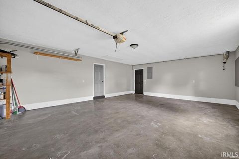 Tiny photo for 720 S Westwood Drive, Bloomington, IN 47403 (MLS # 202618671)