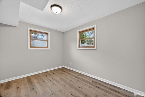 Tiny photo for 720 S Westwood Drive, Bloomington, IN 47403 (MLS # 202618671)