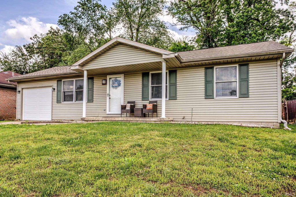 Photo of 1713 Davcohn Avenue, Evansville, IN 47714 (MLS # 202616234)