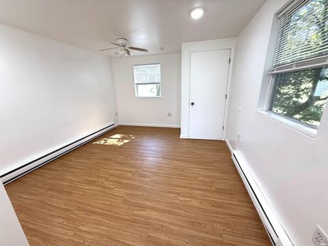 Tiny photo for 2412 N West Shafer Drive, Monticello, IN 47960 (MLS # 202610018)