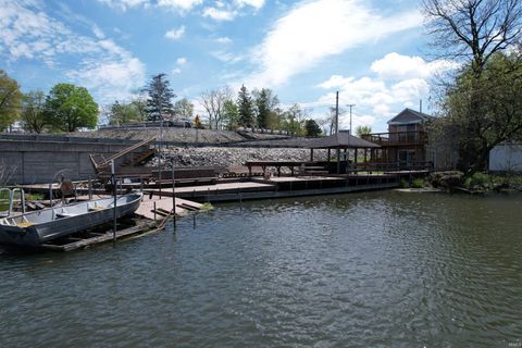 Tiny photo for 2412 N West Shafer Drive, Monticello, IN 47960 (MLS # 202610018)