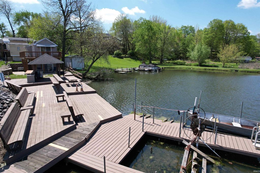 Photo of 2412 N West Shafer Drive, Monticello, IN 47960 (MLS # 202610018)