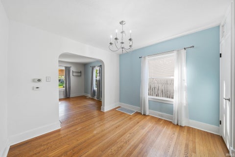 Tiny photo for 3810 Arlington Avenue, Fort Wayne, IN 46807 (MLS # 202636615)