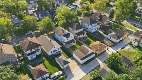 Tiny photo for 3810 Arlington Avenue, Fort Wayne, IN 46807 (MLS # 202636615)