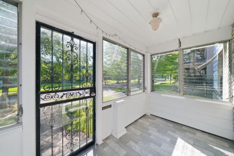 Tiny photo for 3810 Arlington Avenue, Fort Wayne, IN 46807 (MLS # 202636615)