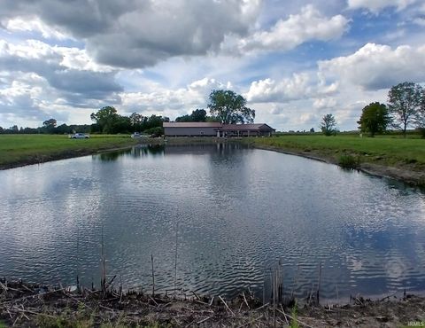 Tiny photo for 148 W 600 S Road, Rochester, IN 46947 (MLS # 202534458)