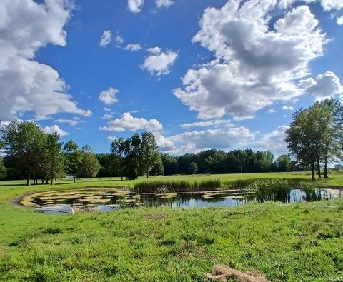 Tiny photo for 148 W 600 S Road, Rochester, IN 46947 (MLS # 202534458)