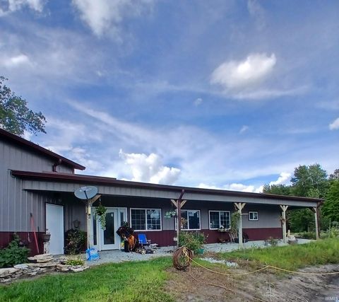 Photo of 148 W 600 S Road, Rochester, IN 46947 (MLS # 202534458)