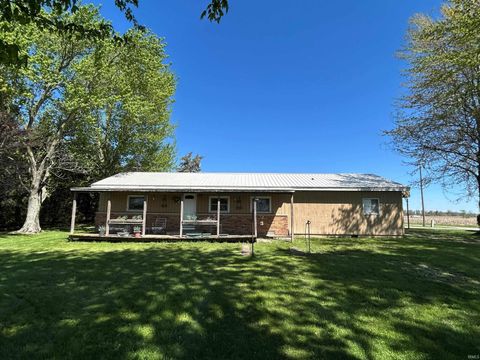 Tiny photo for 6887 N County Road 100 E, Lucerne, IN 46950 (MLS # 202614262)
