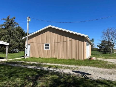 Tiny photo for 6887 N County Road 100 E, Lucerne, IN 46950 (MLS # 202614262)