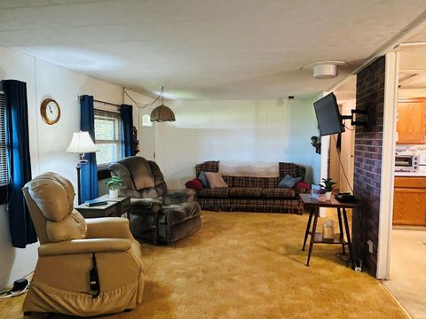 Tiny photo for 6887 N County Road 100 E, Lucerne, IN 46950 (MLS # 202614262)