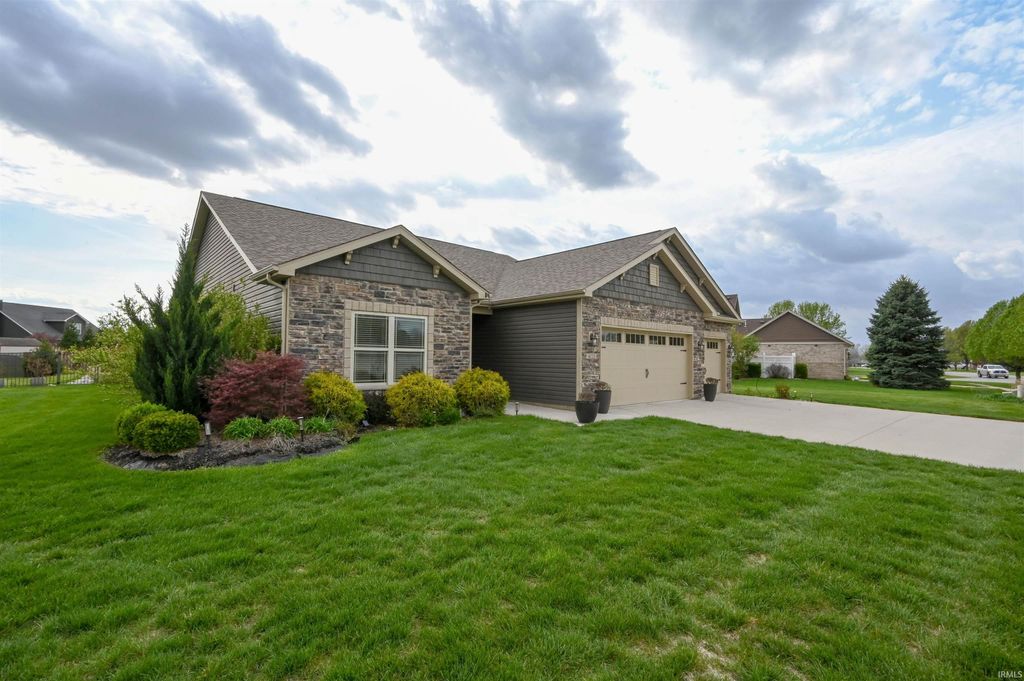 Photo of 4225 S Albright Road, Kokomo, IN 46902 (MLS # 202612815)