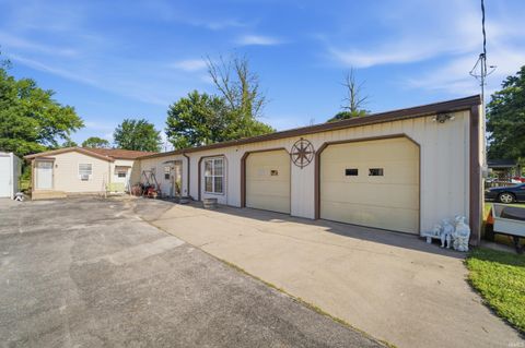 Photo of 4236 S County Line Road East Road, Mulberry, IN 46058 (MLS # 202624832)