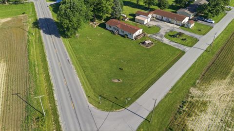 Tiny photo for 4236 S County Line Road East Road, Mulberry, IN 46058 (MLS # 202624832)