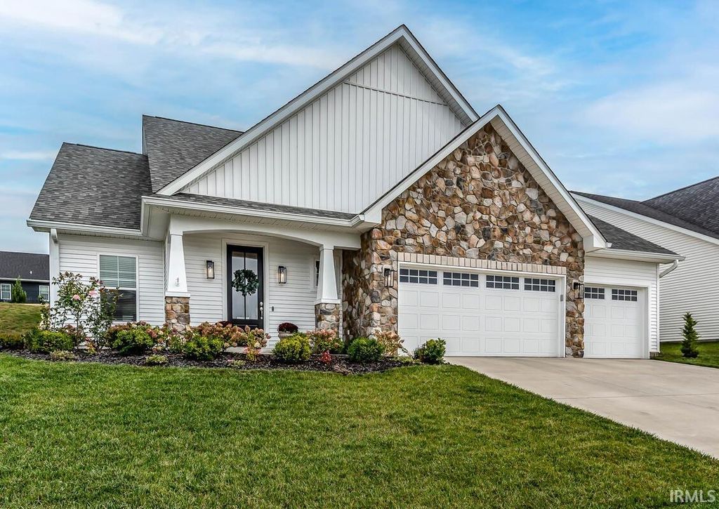 Photo of 4779 S Abington Avenue, Bloomington, IN 47403 (MLS # 202542050)