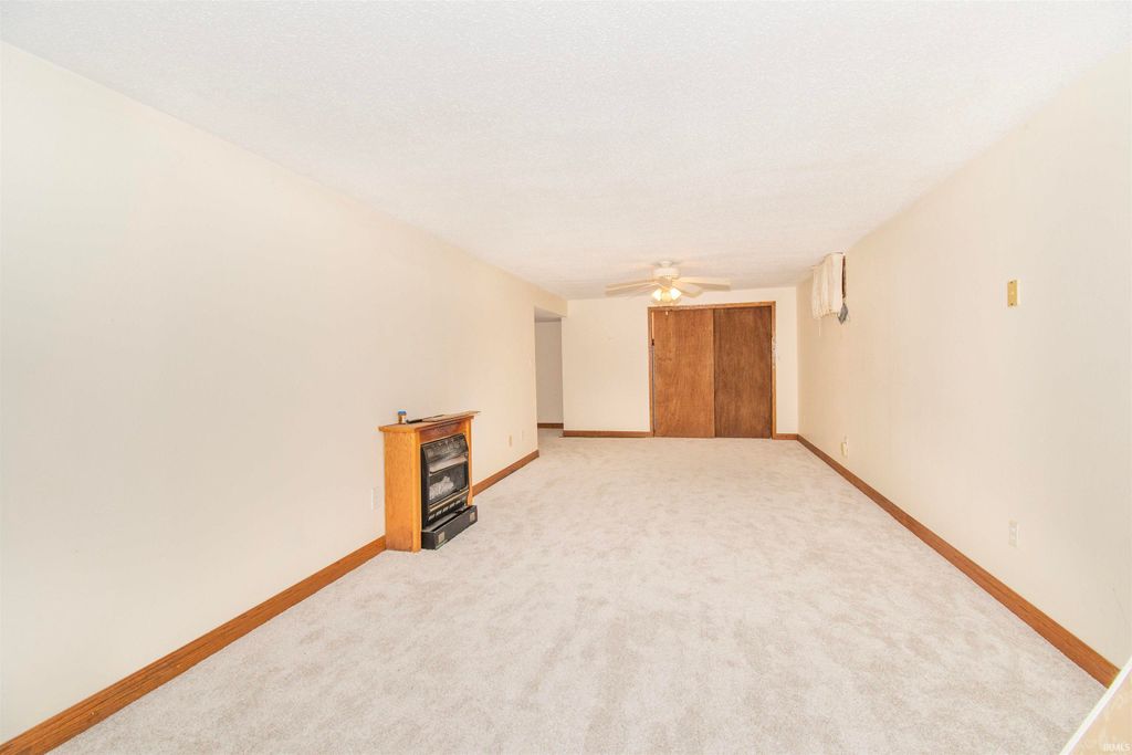 Photo of 2252 W Drake Road, Kendallville, IN 46755 (MLS # 202612609)