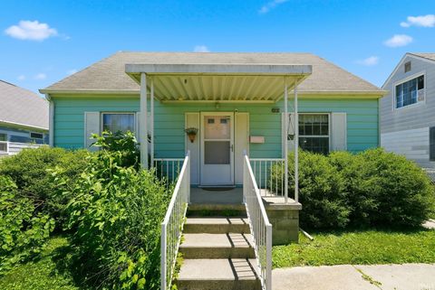 Tiny photo for 2210 S Pershing Drive, Muncie, IN 47302 (MLS # 202623302)
