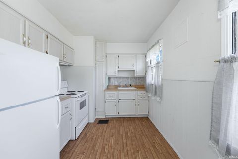 Tiny photo for 2210 S Pershing Drive, Muncie, IN 47302 (MLS # 202623302)