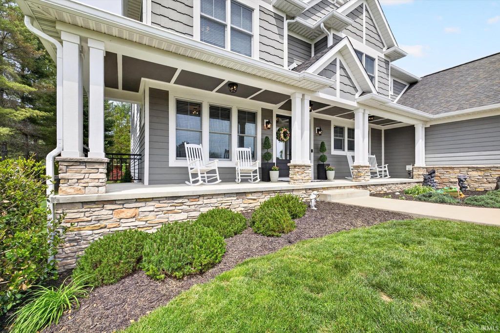 Photo of 3511 E Bryn Mawr Drive, Bloomington, IN 47401 (MLS # 202614589)