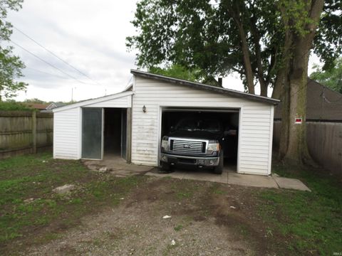 Tiny photo for 258 W 2nd Street, Peru, IN 46970 (MLS # 202615515)