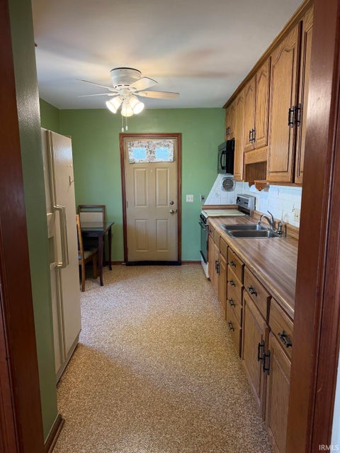 Tiny photo for 1567 Herndon Drive, Evansville, IN 47711 (MLS # 202643642)