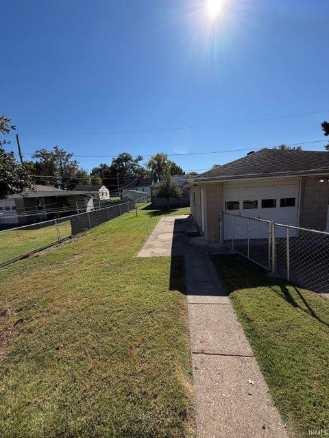 Tiny photo for 1567 Herndon Drive, Evansville, IN 47711 (MLS # 202643642)