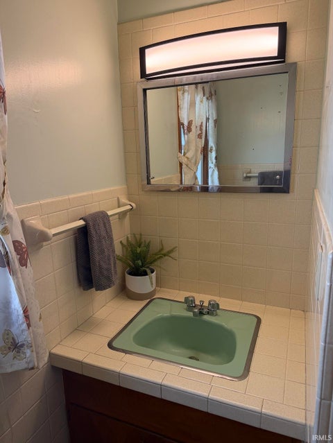 Tiny photo for 1567 Herndon Drive, Evansville, IN 47711 (MLS # 202643642)