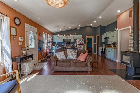 Tiny photo for 1912 S Orman Lane, Bloomfield, IN 47424 (MLS # 202612354)